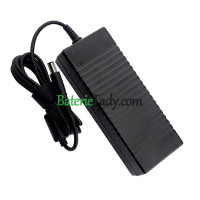 19 V 135 W, 5,0 x 7,4 mm, 7.1A napájecí adaptér pro nabíječku